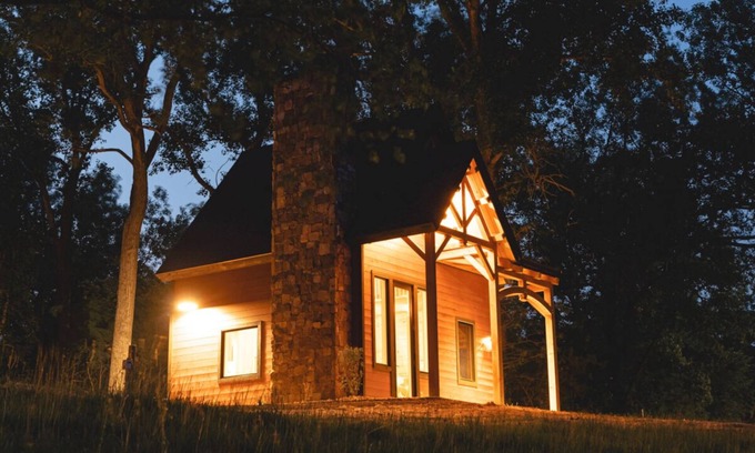 Laura House | #19 Raccoon Retreat