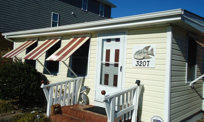 Nags Head Cottage | 1950's NAGS HEAD BEACH COTTAGE , IN EXCELLENT CONDITION840 sq ft 3 occp max