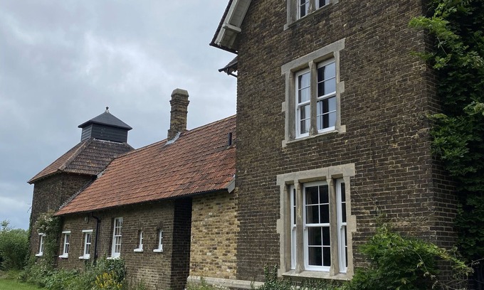 South Ockendon Other | 19th Century Farmhouse within easy reach of London