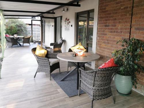 Secunda House | 19th on Bloekom Guesthouse