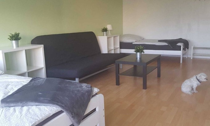 Hochheide Apartment | 1A apartment 85m2 -up to 6 persons with balcony and elevator fast WLAN