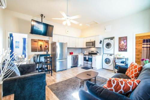 Coolidge Apartment | 1A- Coolidge AZ 1bd fully furnished w amenities 1A