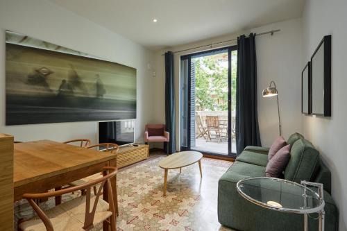 Les Tres Torres Apartment | 1DRR1105 - Fantastic apartment with terrace