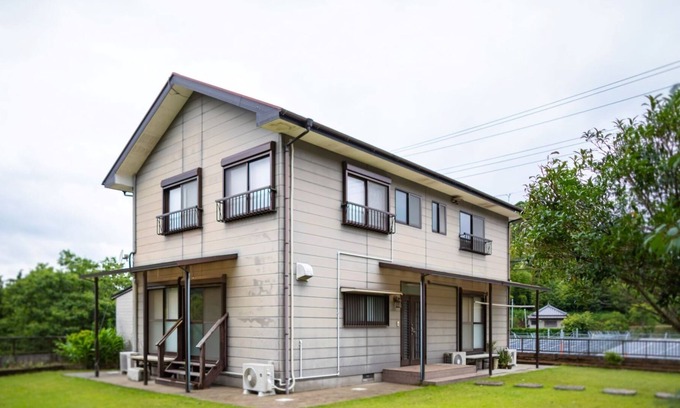 Futtsu House | 1st or 2nd floor Showa manga anime house Large / Futtsu Chiba