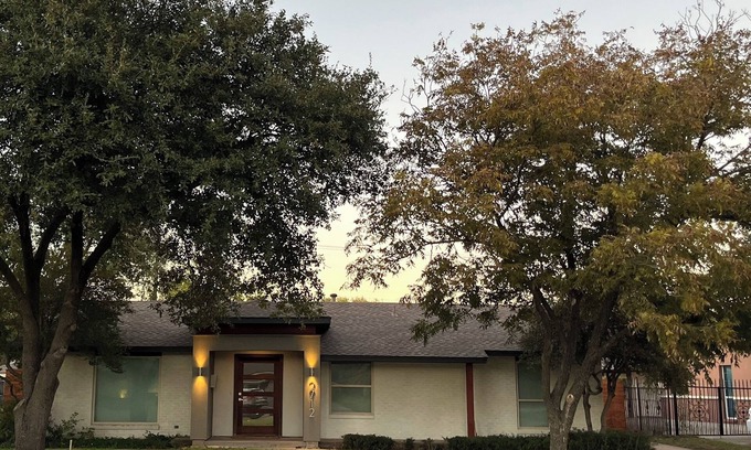 Dallas House | 2-2 Mid Century Modern Home with huge pool, home theatre and tons of amenities