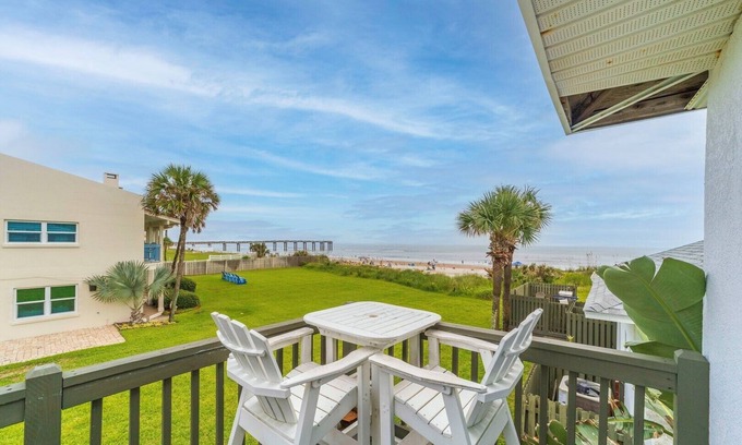 St. Augustine Beach Cottage | 2.5 15th Street - The Bailey Bungalow