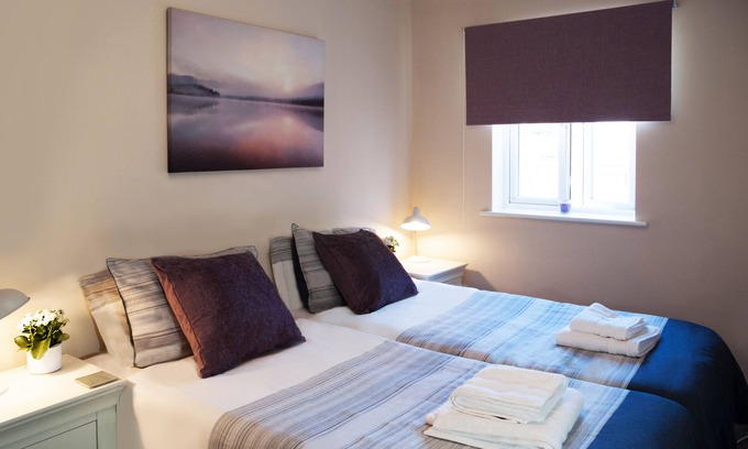 Raunds Apartment | 2 Bed, 2 Bath Apt near Wellingborough Free Parking