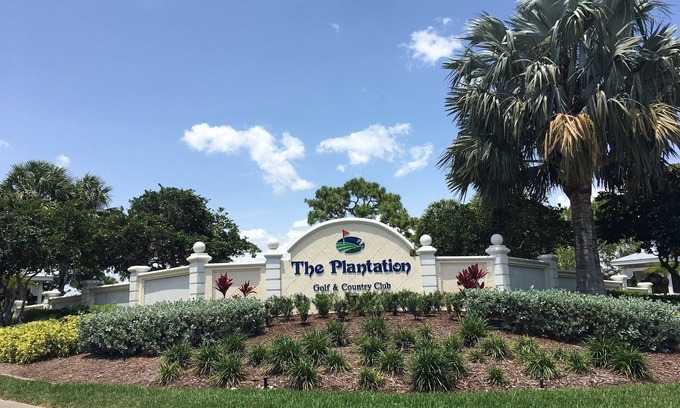 Plantation Condo | 2 bed 2 bath Florida Condo on Golf Course