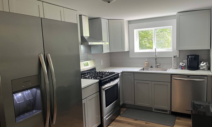 Trowbridge Park House | 2-bed 2-bath home conveniently located in Marquette…Ski-Bike-Hike!