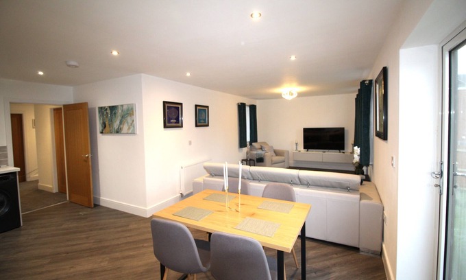 Ridgeway House | 2 Bed Bungalow - Large Enclosed Garden - New Build