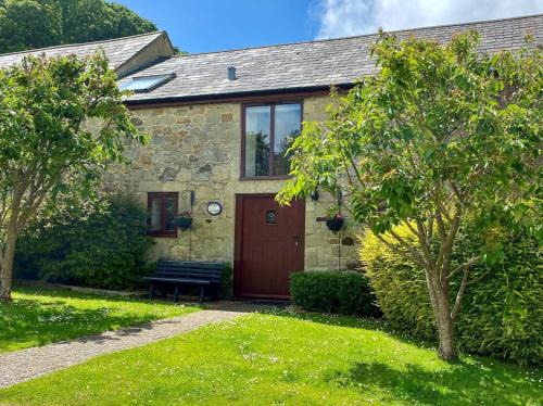 Godshill House | 2 Bed in Godshill IC129