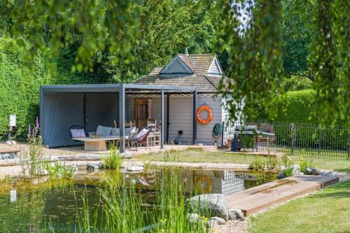 Wissington Apartment | 2 Bed in Nayland oc-b32342
