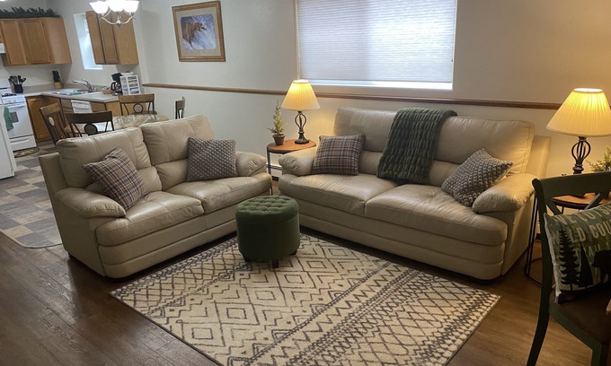 Ridgeway Apartment | 2 bedroom, 1 bath, quiet lodge close to town with forest views!