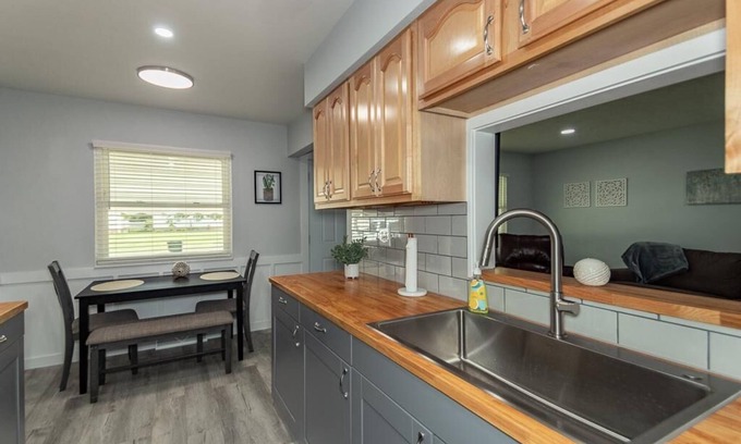 Wickliffe House | 2 bedroom, 1 bathroom, with office Retreat!