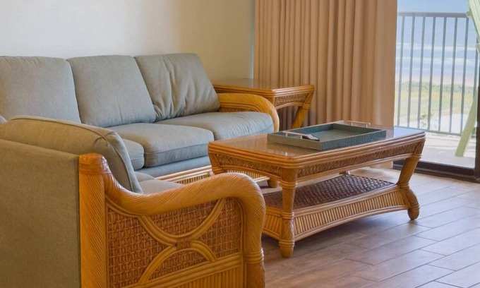 South Padre Island Resort | 2 Bedroom 2 Bathroom Condo #1006