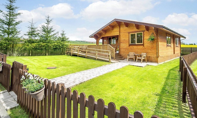 Duns Cottage | 2 bedroom accommodation in Lintlaw near Duns