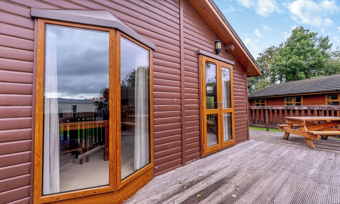 Blairgowrie Ski Chalet | 2 bedroom accommodation in Alyth, Perthshire