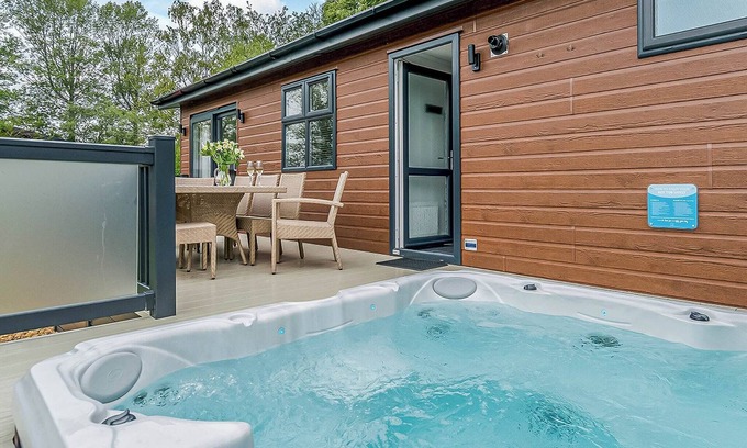 Pentney Ski Chalet | 2 bedroom accommodation in Pentney, King’s Lynn