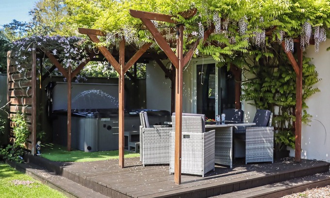 Mablethorpe Cottage | 2 bedroom accommodation in Theddlethorpe, near Mablethorpe