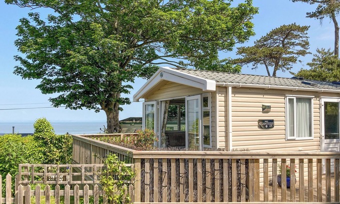 Fiddington Cottage | 2 bedroom accommodation in West Quantoxhead, near Watchet