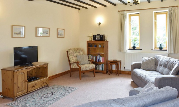 Puncknowle Cottage | 2 bedroom accommodation in Puncknowle, near Dorchester