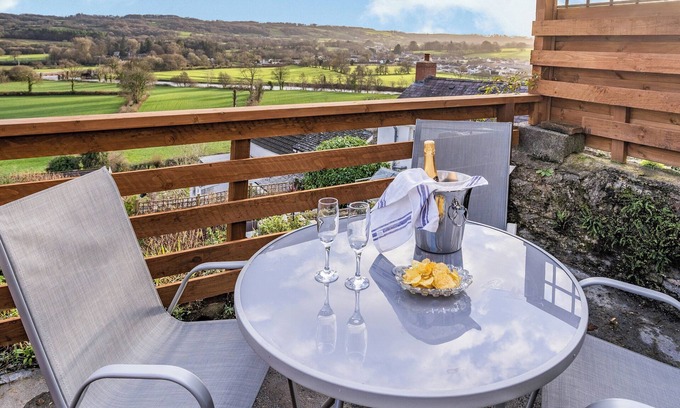 Pentrefelin Cottage | 2 bedroom accommodation in Llandeilo