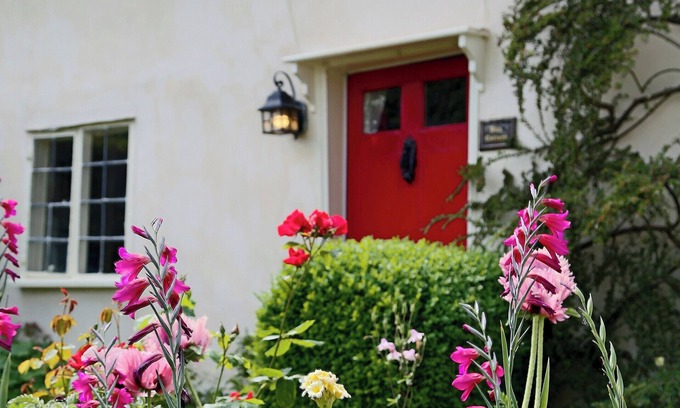 Eastling Cottage | 2 bedroom accommodation in Eastling