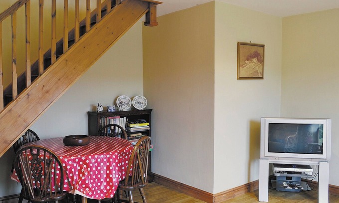 Nettleton Cottage | 2 bedroom accommodation in Nettleton