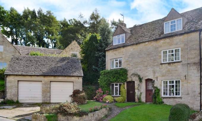 Snowshill Village Cottage | 2 bedroom accommodation in Snowshill