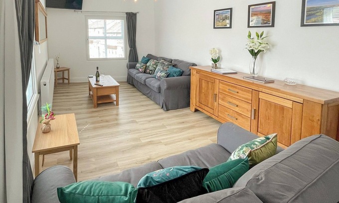 Padfield Cottage | 2 bedroom accommodation in Glossop