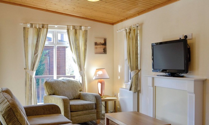 Dinnet Cottage | 2 bedroom accommodation in Dinnet, near Ballater