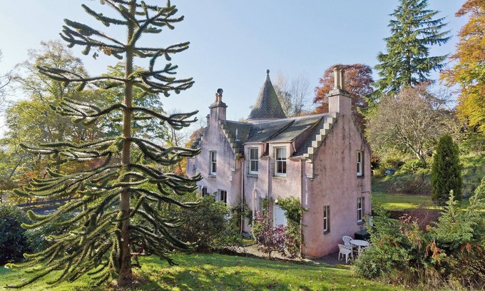 Aboyne Cottage | 2 bedroom accommodation in Dess, Aboyne