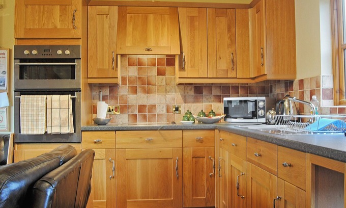 Caersws Cottage | 2 bedroom accommodation in Trefeglwys, near Caersws
