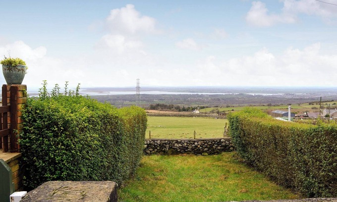 Dinas Cottage | 2 bedroom accommodation in Rhosgadfan, near Caernarfon
