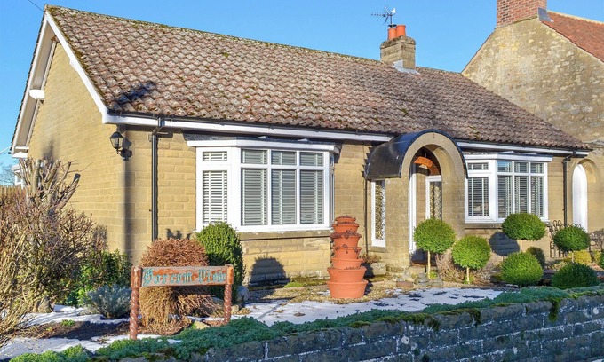 Lockton Cottage | 2 bedroom accommodation in Lockton, near Pickering