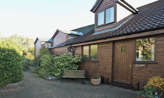 Smallburgh Cottage | 2 bedroom accommodation in Wayford Bridge, near Stalham
