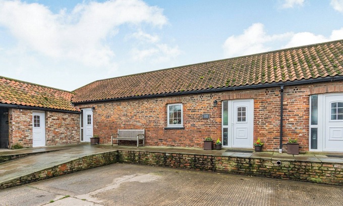 Saltmarshe Cottage | 2 bedroom accommodation in Saltmarshe, near Howden