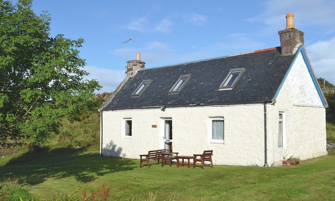 Drumbeg Cottage | 2 bedroom accommodation in Drumbeg, by Lochinver