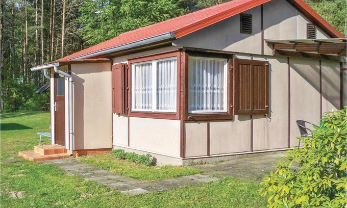 Warthe House | 2 Bedroom Amazing Home In Boitzenburger Land