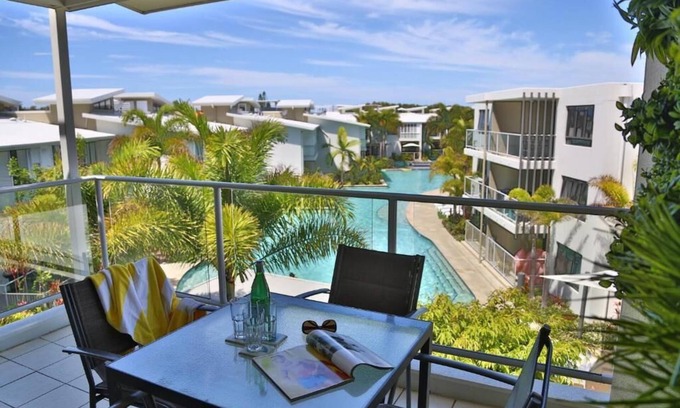 Marcoola Apartment | 2 BEDROOM APARTMENT Level 1 & 2