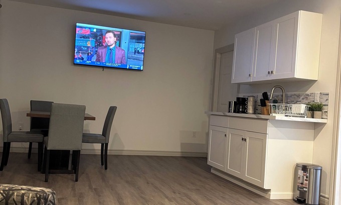 Marion Bridge Apartment | 2-bedroom apartment in tranquil Marion Bridge with AC, WiFi