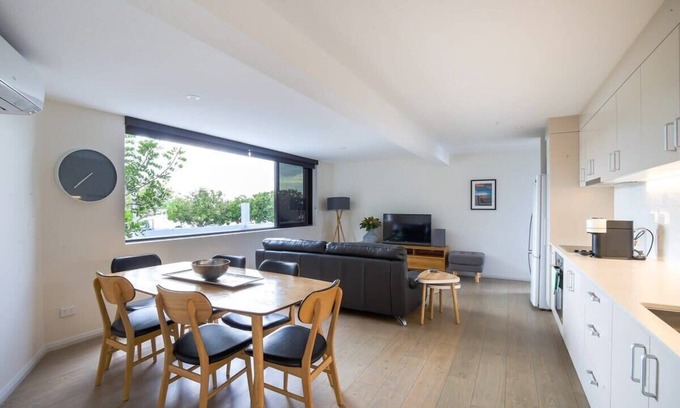 Batemans Bay Apartment | 2-Bedroom Apartment in the Heart of Batemans Bay