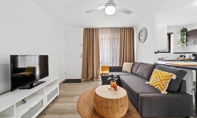 Mount Warren Park Apartment | 2 Bedroom Apartment between Brisbane & Gold Coast