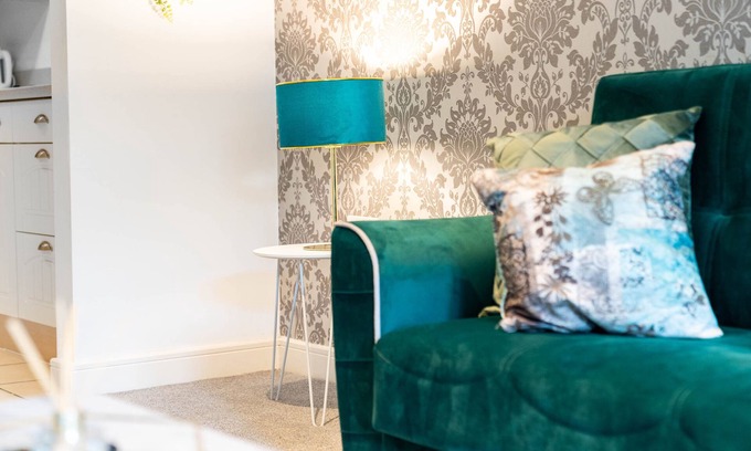 Sutton Coldfield Apartment | 2-Bedroom Apartment in Sutton Coldfield Birmingham