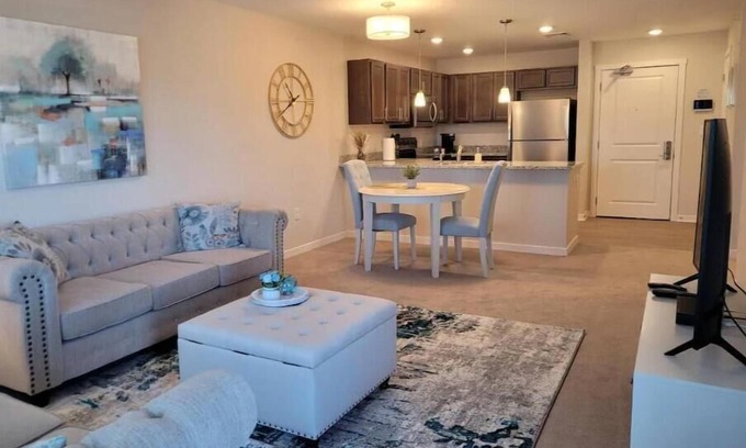 Fenton Apartment | 2-Bedroom apartment in Fenton, MI with Wi-Fi, Fitness Center, & in-unit Laundry!