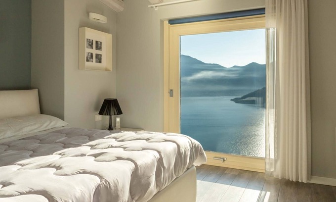 Parzanica Apartment | 2 Bedroom Apartment in Spiglia