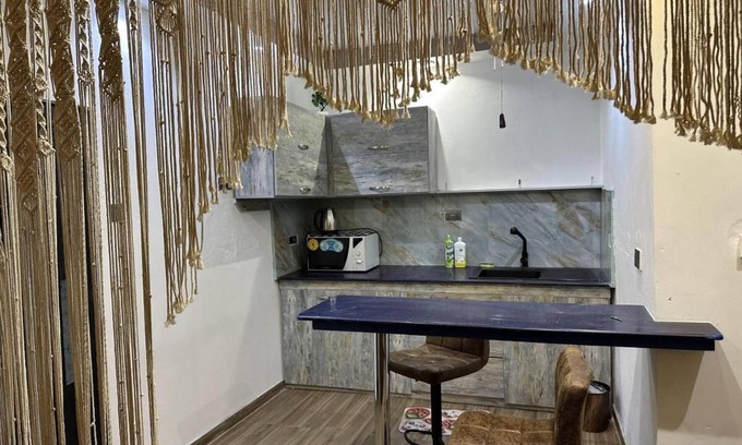 Port Louis House | 2-bedroom apartment in superb Port Louis with WiFi, AC