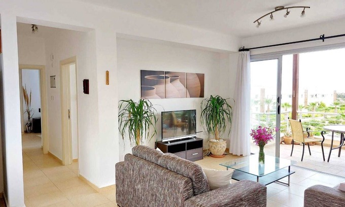 Tatlisu Apartment | 2 bedroom apartment with rooftop terrace in Tatlisu, North Cyprus