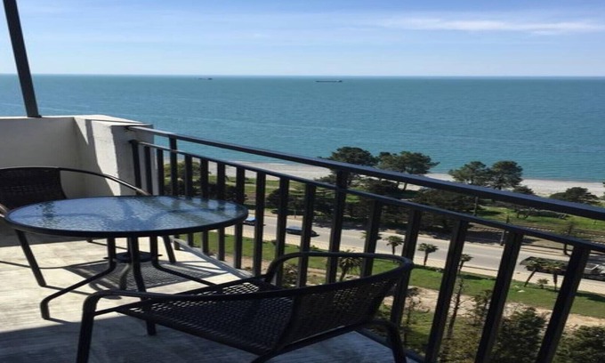 Makhinjauri Apartment | 2 Bedroom Apartment with a Beautiful View at the Ocean
