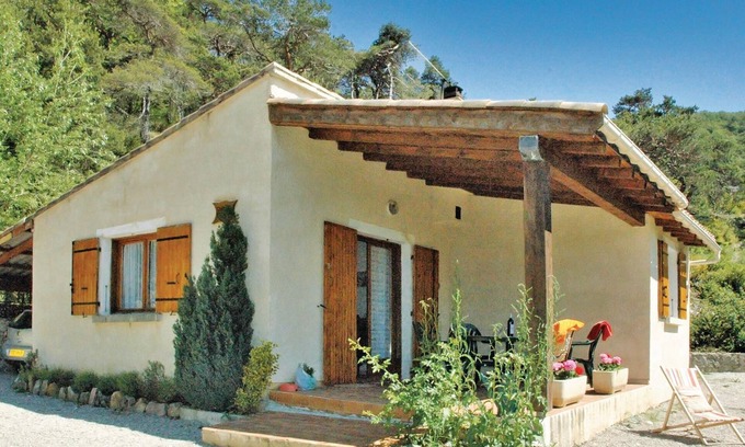 Teyssieres House | 2 bedroom awesome home in Teyssieres